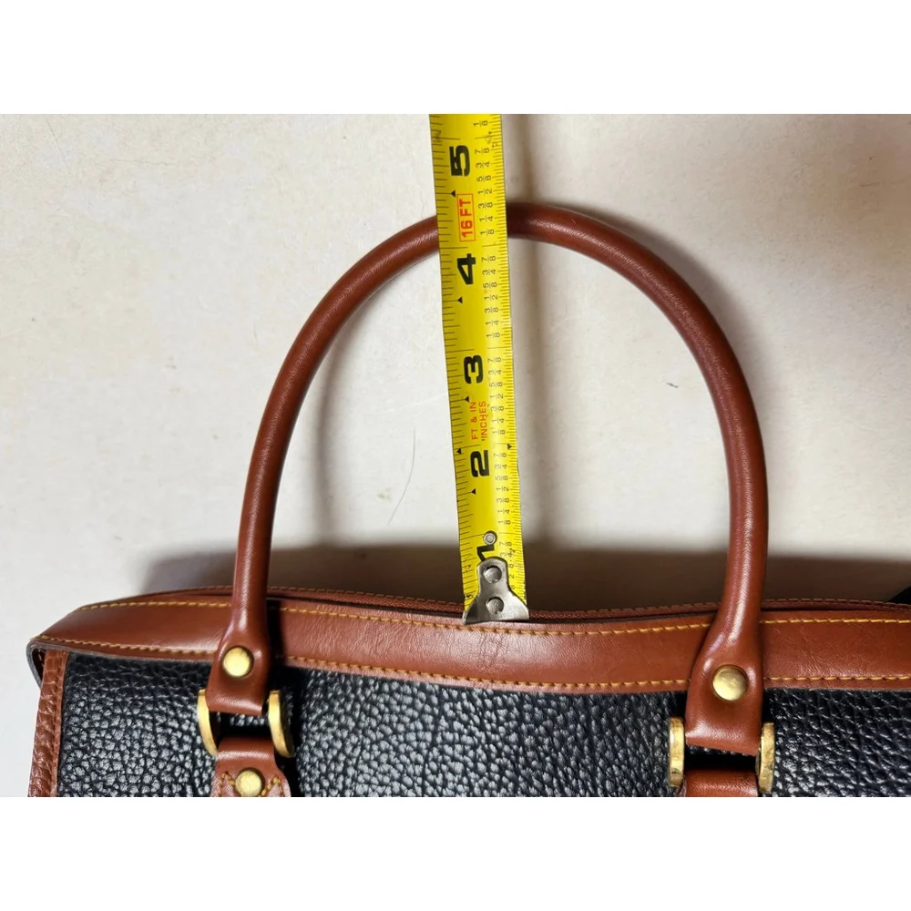 Vintage Dooney & Bourke Classic Boston Style All Weather pebble Leather Satchel